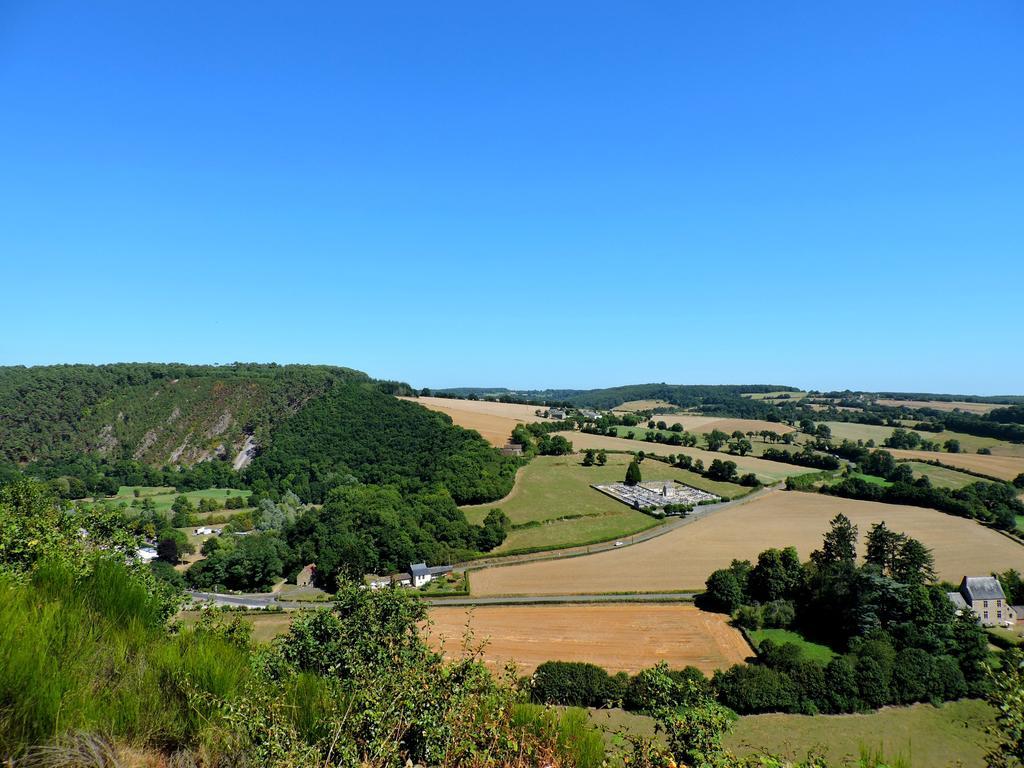 Gite Dans Les Alpes Mancelles Gesnes-le-Gandelin Zewnętrze zdjęcie